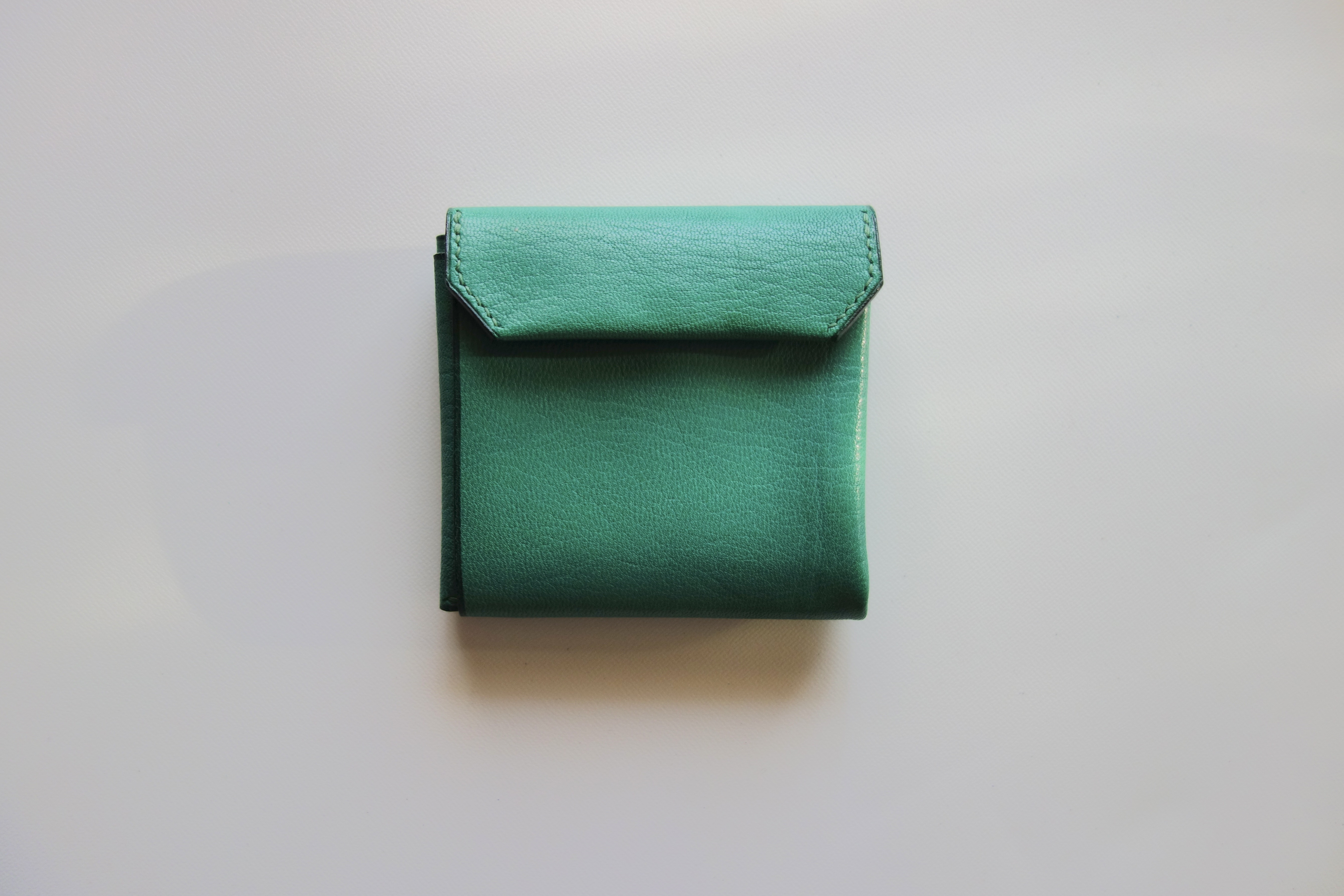 フランスレザー　ミニ財布　グリーン　アルラン社　真鍮ホック