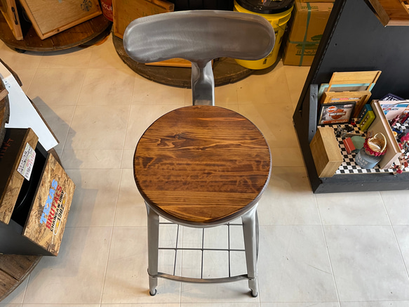 在庫あり　即納　Ok  Hotaru 椅子　キッチン　　リビング　ダーク　アイアン　家具　天然木　無垢材 5枚目の画像