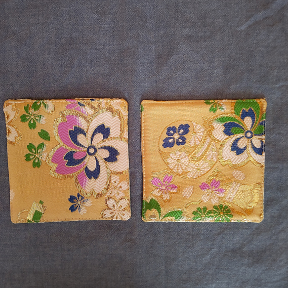 金襴織物の和柄コースター　2枚セット 2枚目の画像