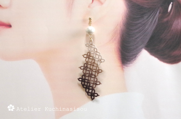 幾何梭織蕾絲棉質珍珠耳環（棕色） 第4張的照片