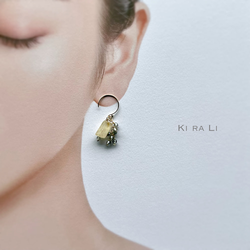 kao☺︎ 宝石質枠トパーズピアス　14kgf④に変更　11月誕生石 kao☺︎ 宝石質枠トパーズピアス　14kgf④に変更　11月誕生石