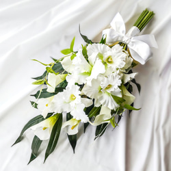 生花に見える】 カラー カトレア 白 ウェディングブーケブーケ 造花