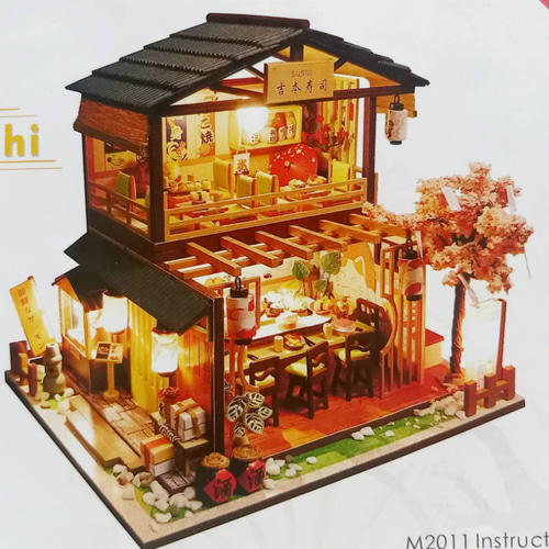 公式 割引致しました》『お寿司屋さん』ミニチュアドールハウスの完成 その他