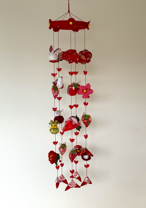 みみ・オーダー豪華つるし飾り・No.152・桃の節句・ひな祭り・初節句飾り 楽天市場】【11/10限定☆5％クーポン有】吊るし飾り 花ミレイ（中）高