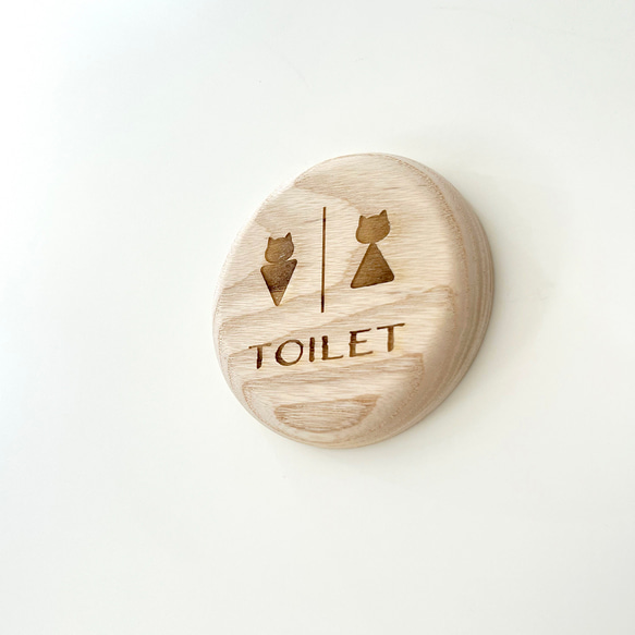 KATOMOKU サインプレート TOILET np-3 トイレ ねこ ネコモクプレート 1枚目の画像