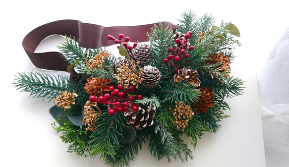 針葉樹と木の実のクリスマス ハーフリース レッドベリー入り 2枚目の画像