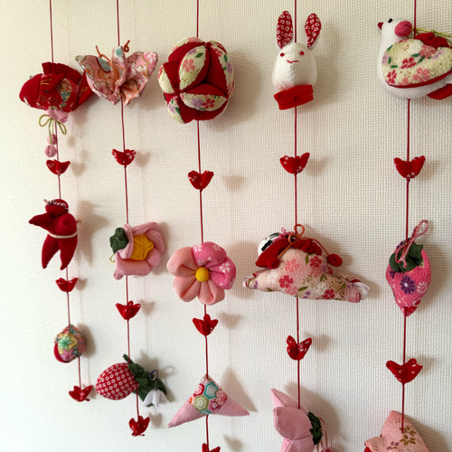 桃の節句の壁掛け①　吊るし飾り　吊るし雛 桃の節句の壁掛け① 吊るし飾り 吊るし雛 吊るし雛(壁かけ型