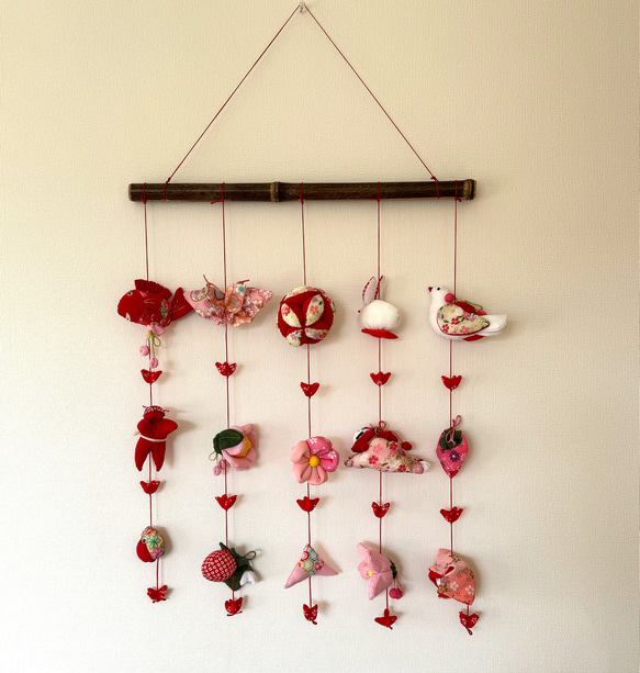 壁掛け吊るし雛②   かわいい吊るし飾り　１点物　桃の節句　ひな祭り　　雛人形 1枚目の画像