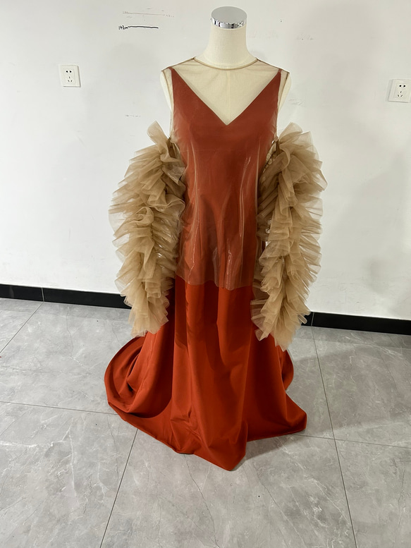 人気上昇！テラコッタ Vネックドレス コーヒーの色 ソフトチュール トップス 花嫁 XL ドレス