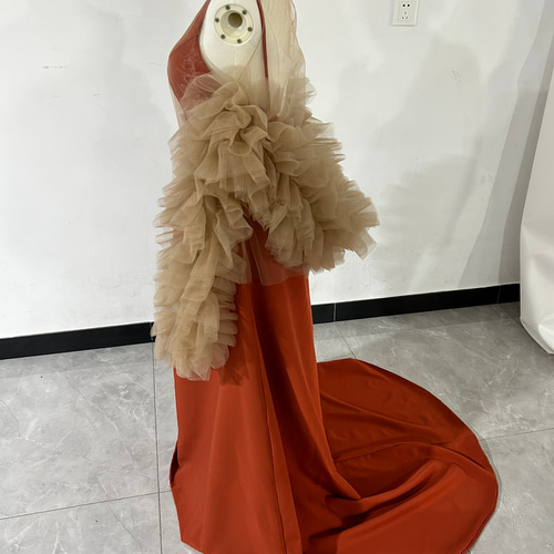 人気上昇！テラコッタ Vネックドレス コーヒーの色 ソフトチュール  