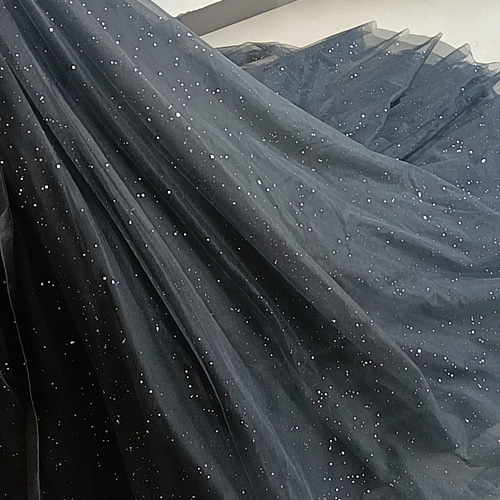 高品質！パーティードレス 黒 キラキラチュール ベアトップ トレーン  