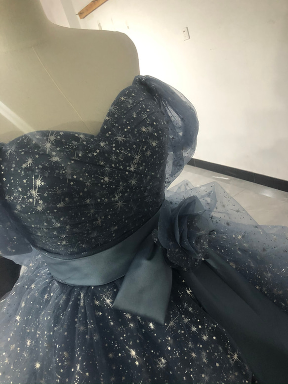 夢幻禮服藍灰色公主線露肩裸上衣新娘/拳禮/拍照前 第2張的照片