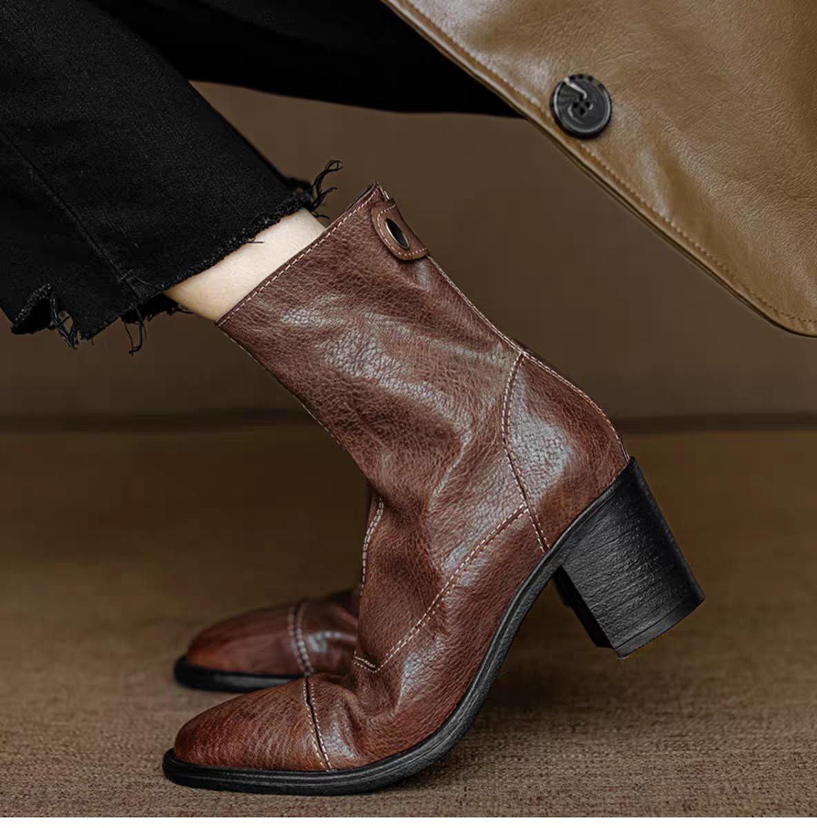 耐久性、グリップ力、履き心地 ブーツ 2025 ショートブーツ レディースブーツ スエード ファッション 普段 あったか