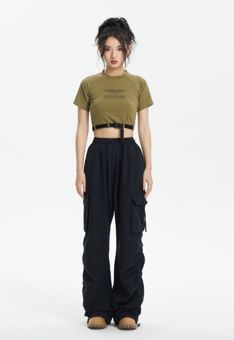 レトロなカジュアルポケットのワークパンツ男女のオシャレでゆったりとした垂れ感のあるパンツ