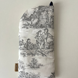 【一点のみSALE】メガネケース　トワルドジュイ Toile de Jouy 　 オフホワイト×グレー　 1枚目の画像