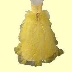 カラードレス パーティードレス イエロー ラッフルフリル 柔らかく重ねたチュールスカート 披露宴 2枚目の画像