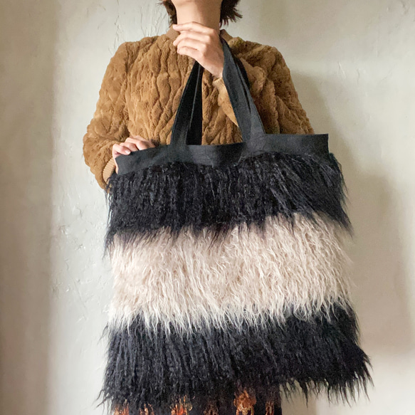 bicolor fur bag 2枚目の画像