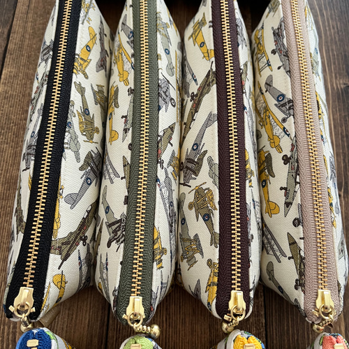 スリムペンケース リバティ 飛行機 戦闘機 ファスナー4色 ペンケース  