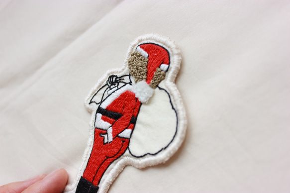 手刺繍ワッペン・アップリケ　トムの日常【クリスマスver.】 2枚目の画像