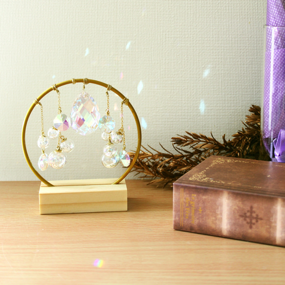 玄関やデスクの省スペースに飾れる♪置き型☆虹泡のサンキャッチャー（オーロラ）【高品質クリスタル】受注制作 引越祝い 7枚目の画像