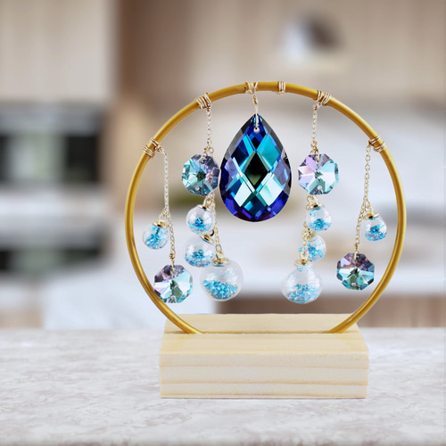 玄関やデスクの省スペースに飾れる♪置き型☆虹泡のサンキャッチャー