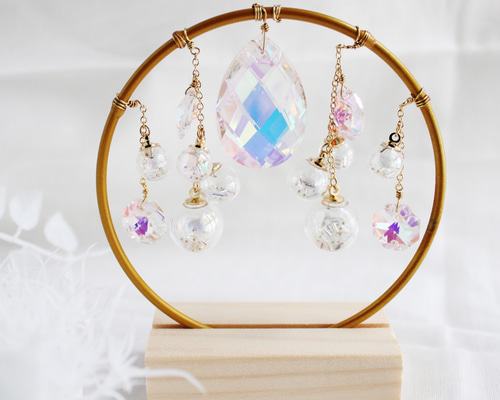 玄関やデスクの省スペースに飾れる♪置き型☆虹泡のサンキャッチャー