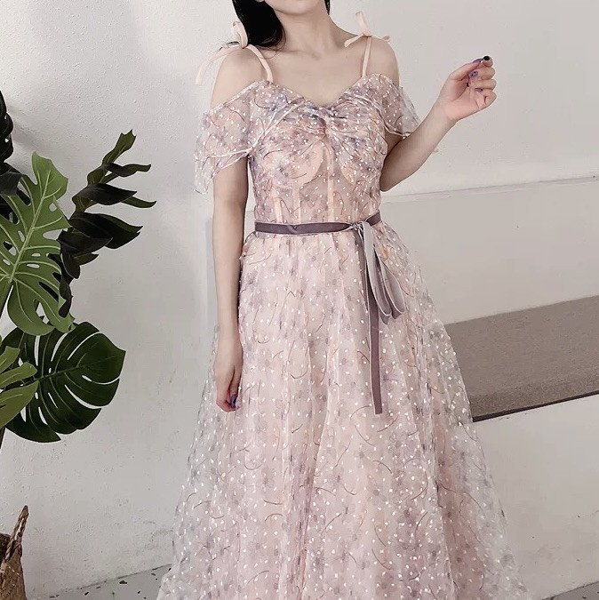 美品！袖あり　花柄チュール　Aライン　サッシュベルト パープル水玉プリント　ピンク　ワンピース　パーティー/成人式/音楽