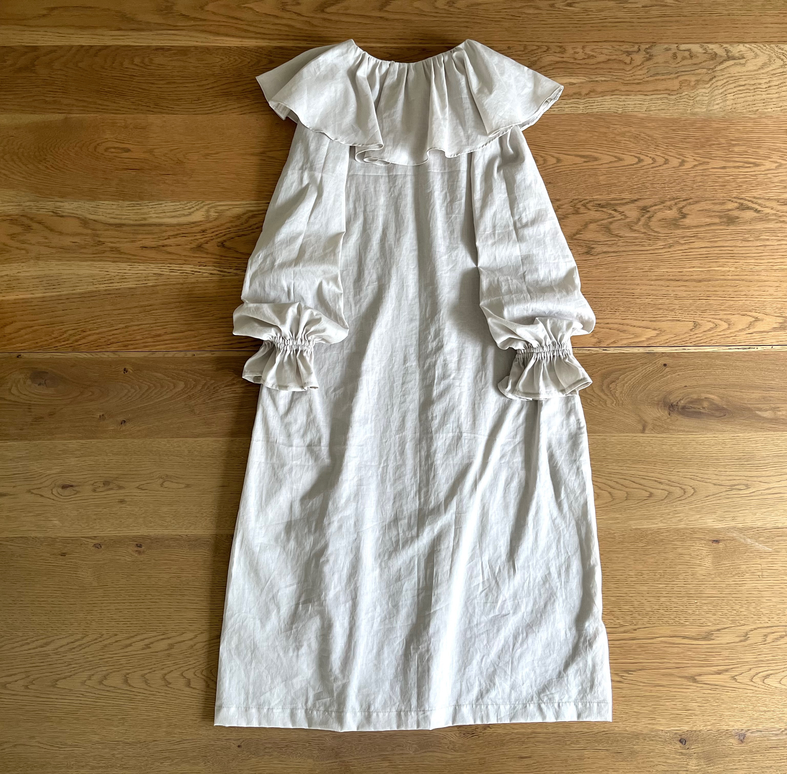 ふわり軽やかケープカラーAラインワンピース⚮̈FREEサイズ⚮̈ミモレ丈、ロング丈から選択⚮̈