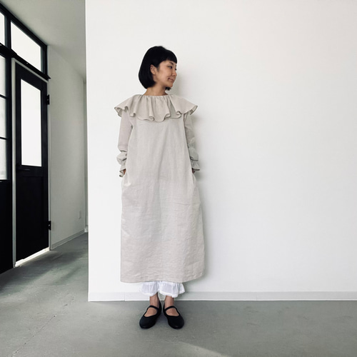 ふわり軽やかケープカラーAラインワンピース⚮̈FREEサイズ⚮̈ミモレ丈  