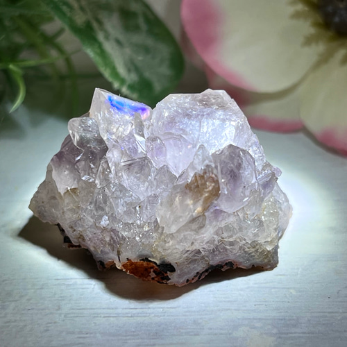 淡い紫水晶　アナンダライト　天然レインボー 淡い紫水晶アナンダライト天然レインボー