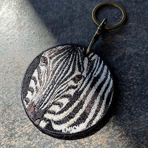刺繍キーホルダー キーホルダー キジトラ 猫 刺繍 チャーム