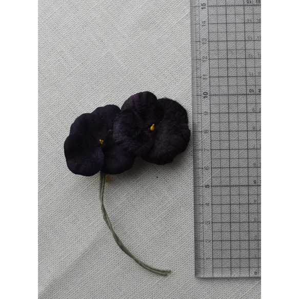 【布花】兩顆三色堇胸針（紫色） 第6張的照片