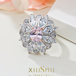 フラワー ライトピンク 高炭素ダイヤモンド キラキラ ゴージャス ヘイローリング 花 ドロップ ビッグ オーバル 2枚目の画像