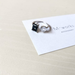 右向き）ヴィンテージチェコガラス フロスト（レディ）カメオのリング