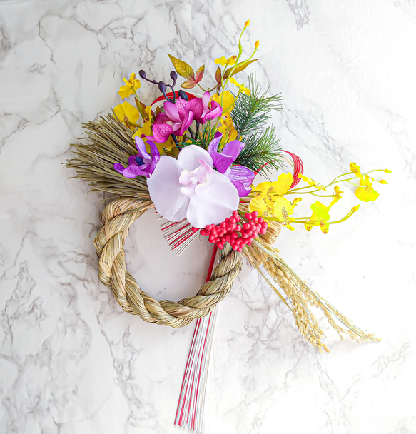 【お正月】美しい胡蝶蘭のしめ縄飾り 2枚目の画像