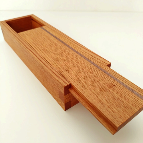 総無垢ペンケース(筆箱) ｜ 欅［ケヤキ］ ペンケース MIYABI WOODWORKS