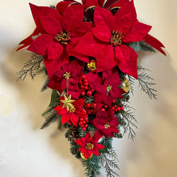 深い森の静かな木々のクリスマスリース（葉先まで横38センチ、長さ40