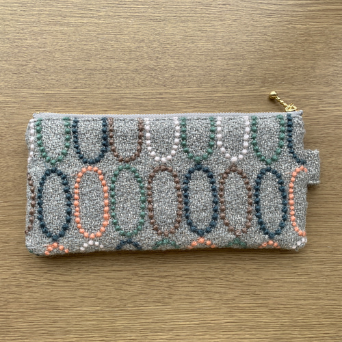 ミナペルホネン タルト tarte ライトグレー ペンケース ペン