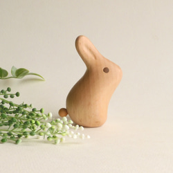 うさぎ ver.4 （★台付き） wooden rabbit 1枚目の画像