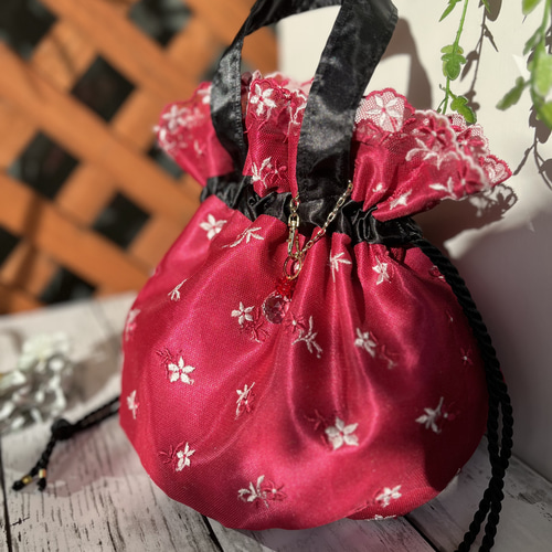 Dress&spice＊レース巾着丸底バッグ 内側サテン 取り外し可能