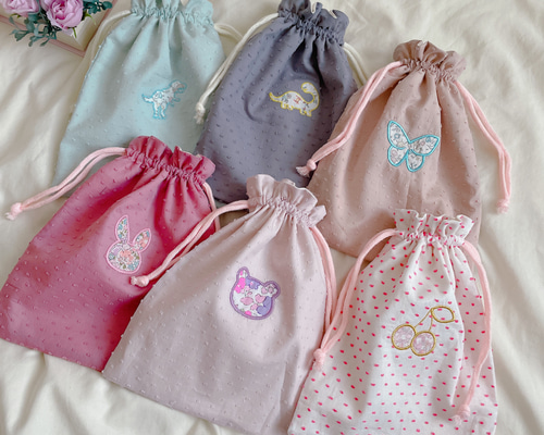 リバティ　ベッツィ✖︎ドットミニヨンのコップ袋☆巾着袋 リバティベッツィ✖︎ドットミニヨンのコップ袋☆巾着袋