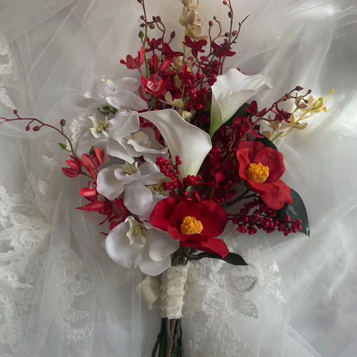 和装ブーケ、椿、胡蝶蘭、カラー、ウェディングブーケ ブーケ Maman