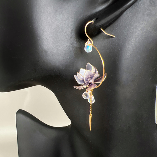 蓮 ピアス/イヤリング(チェーンタイプ)ディップアート アメリカン  