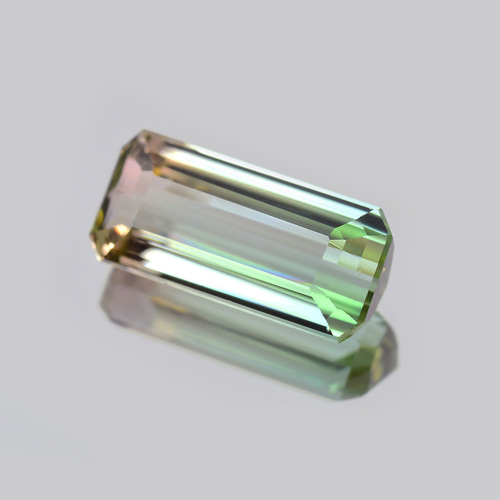 ソ付 バイカラー トルマリン 2.438ct ルース オクタゴン 天然石 