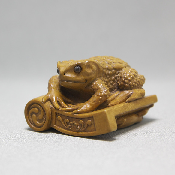 根付カエル忠盛天然素材