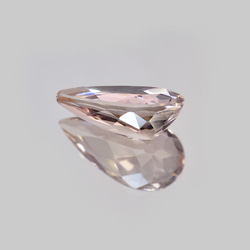 モルガナイト 1.94ct ルース ペアシェイプ 5枚目の画像