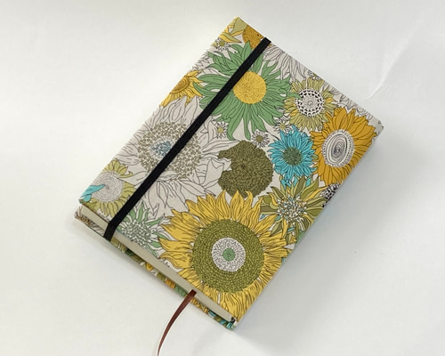 ハードカバーのような硬い表紙のブックカバーBOOKFACE（ブック