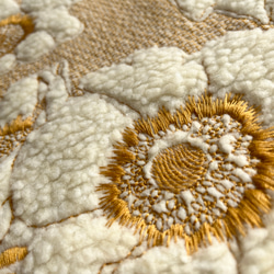モコモコフリース刺繍生地 花刺繍 125×50cm〜 7枚目の画像