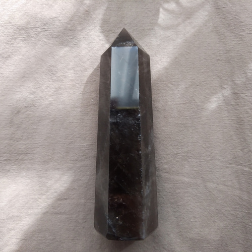 黒水晶 六角柱 ［モリオン］ パワーストーン 天然石 モリオン 純天然 黒水晶 六角柱[T43-7933]
