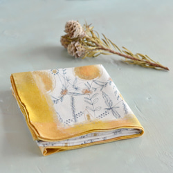 ハンカチ・スカーフ /  月の花 / ホワイト / ギフトにも 10枚目の画像